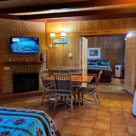West Winds Lodge รุยโดโซ ภายนอก รูปภาพ