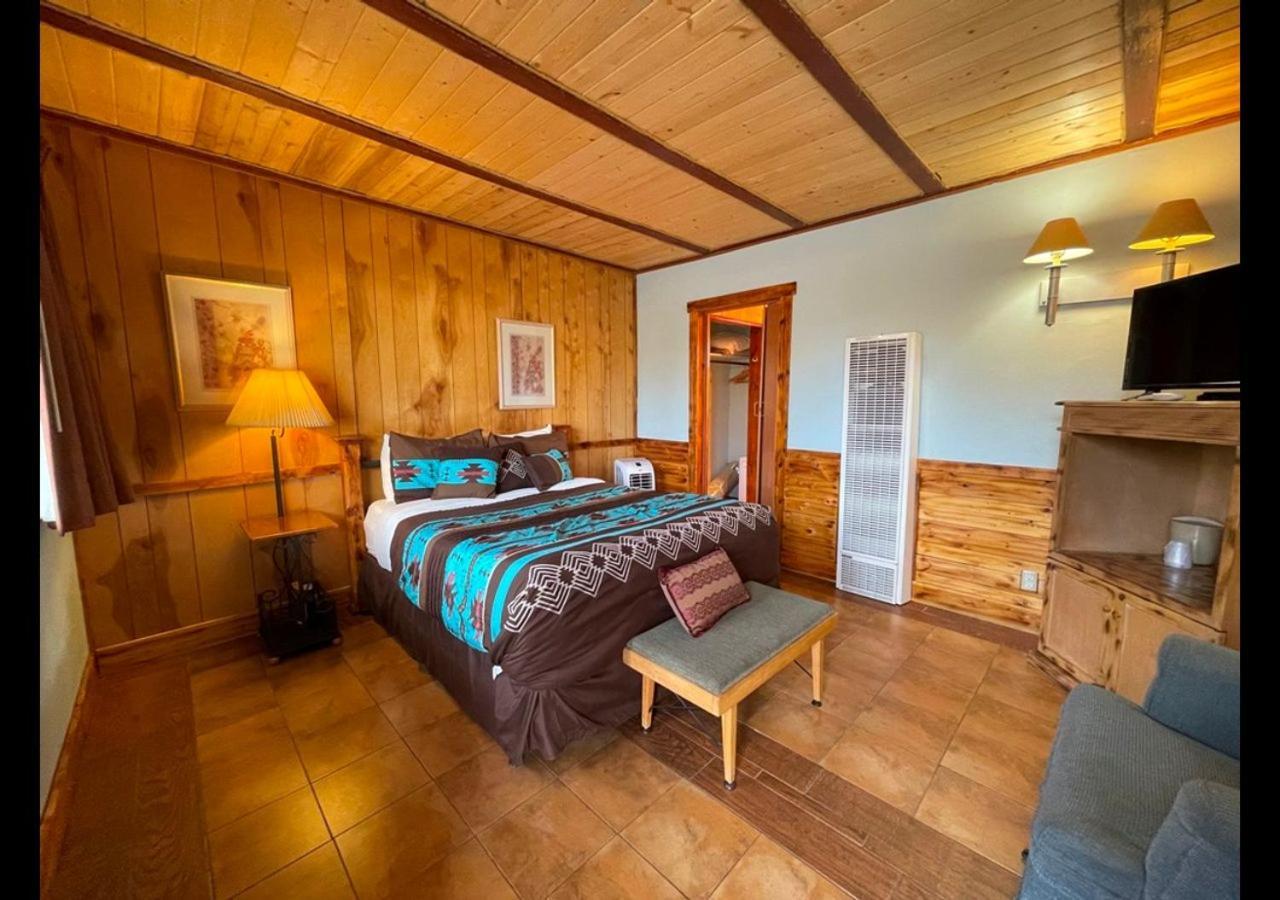 West Winds Lodge รุยโดโซ ภายนอก รูปภาพ