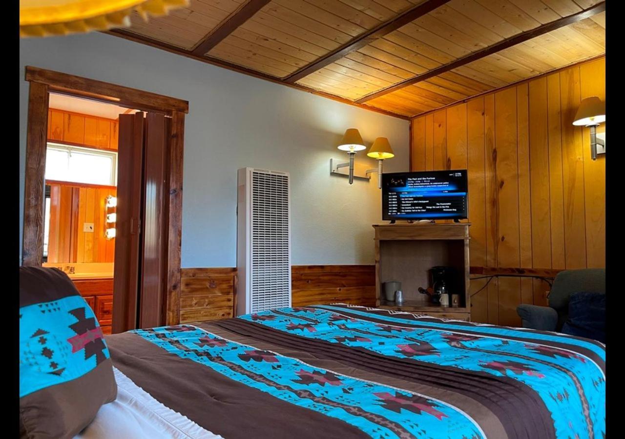 West Winds Lodge รุยโดโซ ภายนอก รูปภาพ