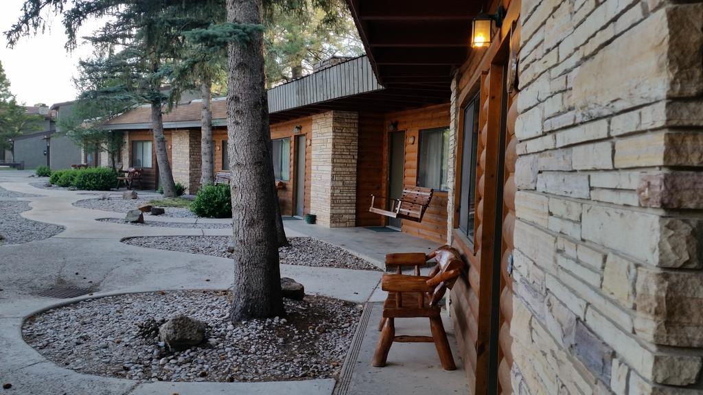 West Winds Lodge รุยโดโซ ภายนอก รูปภาพ